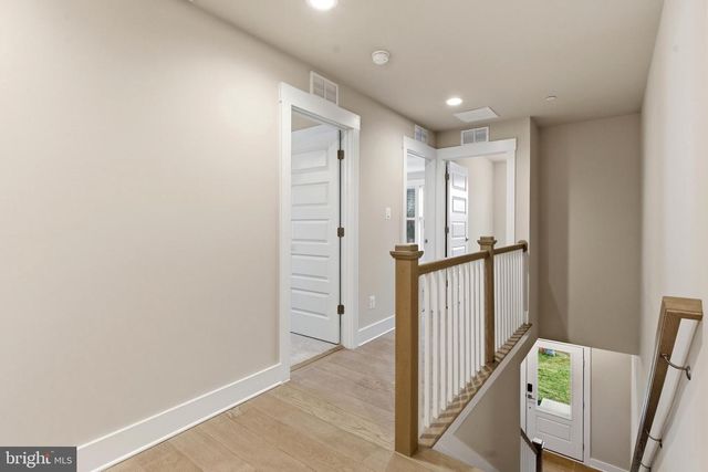 2034 WILLIAM AVE, Essex, MD 21221