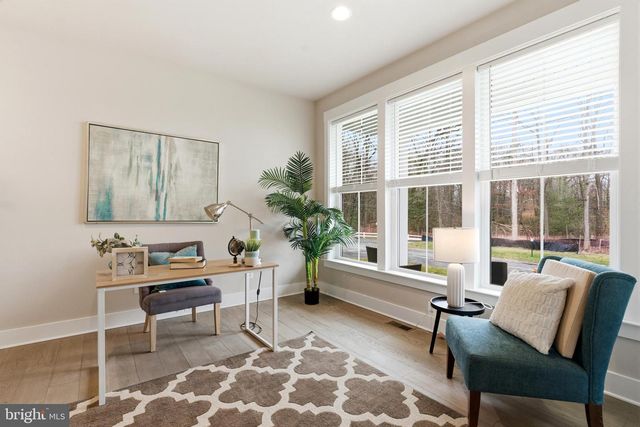 2034 WILLIAM AVE, Essex, MD 21221