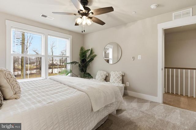 2034 WILLIAM AVE, Essex, MD 21221