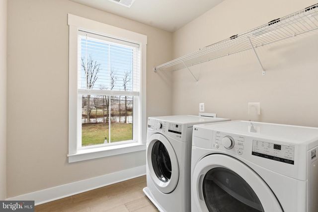 2034 WILLIAM AVE, Essex, MD 21221