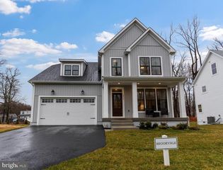 2034 WILLIAM AVE, Essex, MD 21221