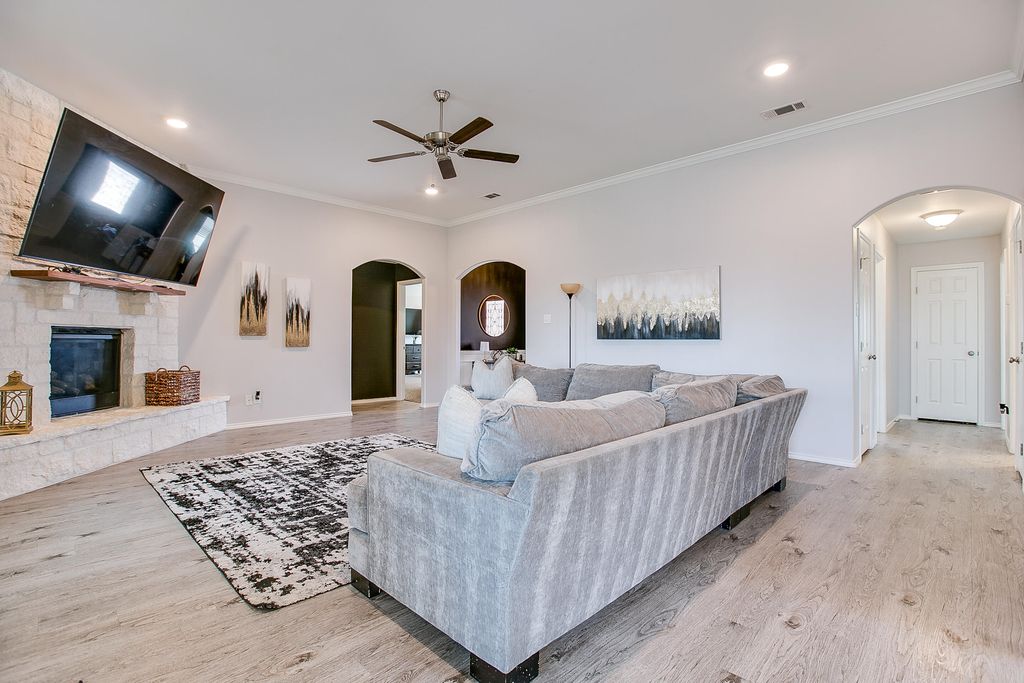 Image 10 of property listing at 5033 Scarlett Oak Lane, San Angelo, TX 76904