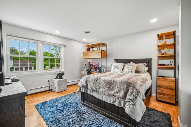 30 Yale Drive, New City, NY 10956