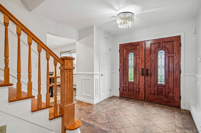 30 Yale Drive, New City, NY 10956
