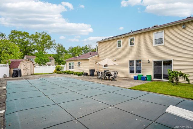 30 Yale Drive, New City, NY 10956