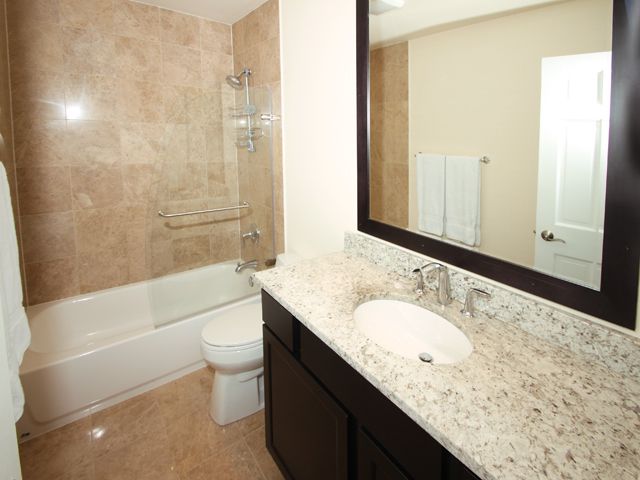 2711 Valley Forge Road, Lisle, IL 60532
