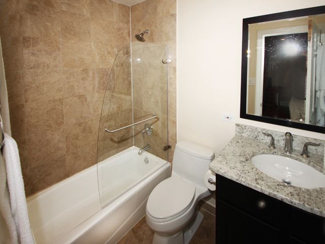 2711 Valley Forge Road, Lisle, IL 60532