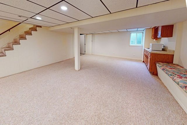 2711 Valley Forge Road, Lisle, IL 60532