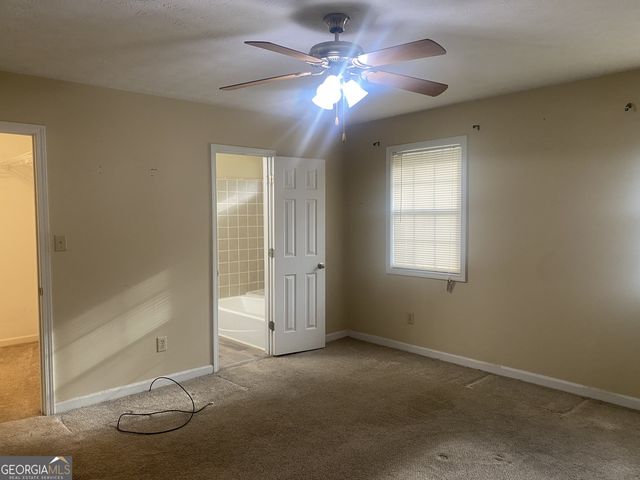 225 Farmbrook Parkway, Stockbridge, GA 30281