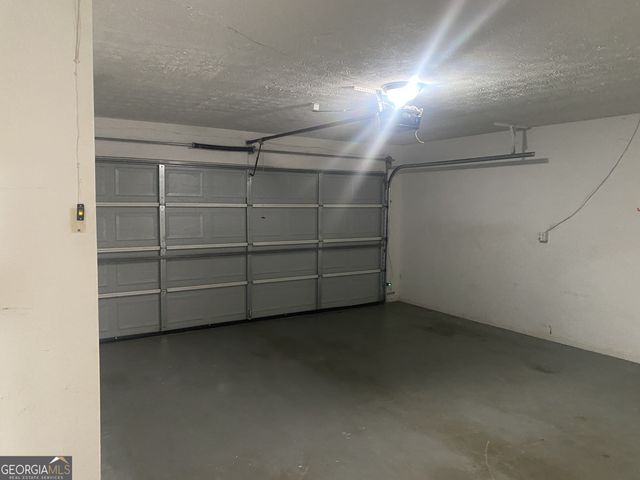 225 Farmbrook Parkway, Stockbridge, GA 30281