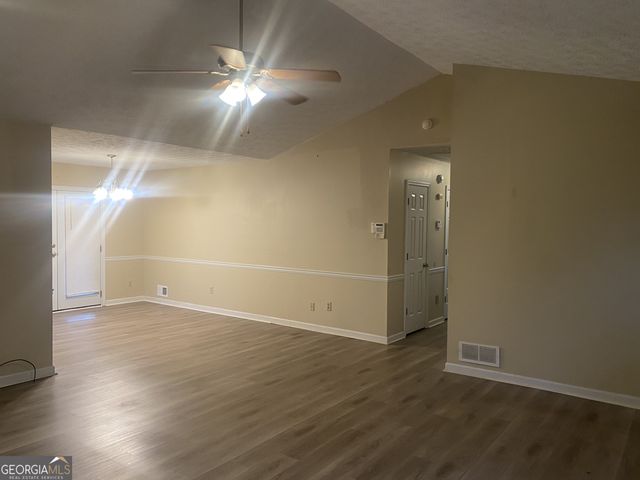 225 Farmbrook Parkway, Stockbridge, GA 30281