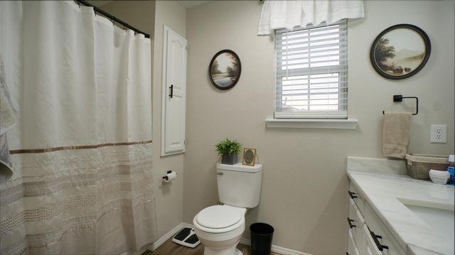 2009 Oak Lane, Miami, OK 74354