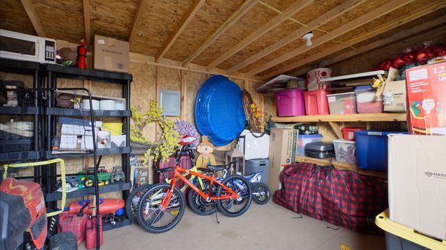 2009 Oak Lane, Miami, OK 74354