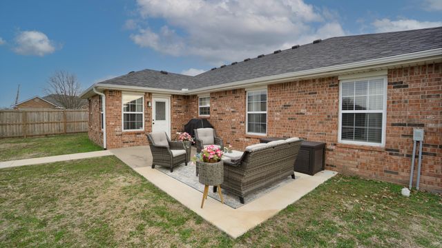 2009 Oak Lane, Miami, OK 74354