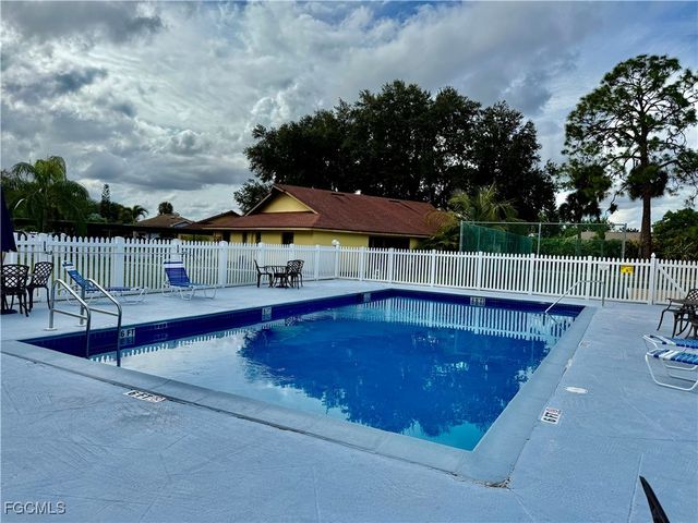 2133 Golfside Village DR, Lehigh Acres, FL 33936