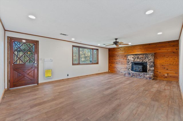 8003 Narrows Way, Redding, CA 96001