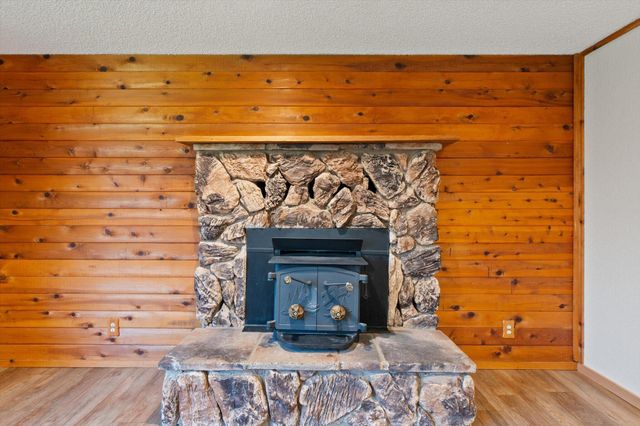 8003 Narrows Way, Redding, CA 96001