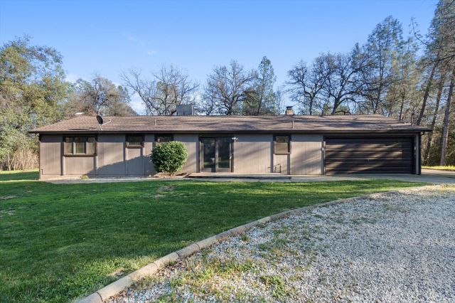 8003 Narrows Way, Redding, CA 96001