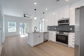 3000 E Duval ST 305, Austin, TX 78705