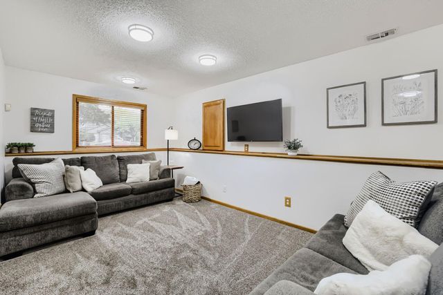14696 Hummingbird Street NW, Andover, MN 55304