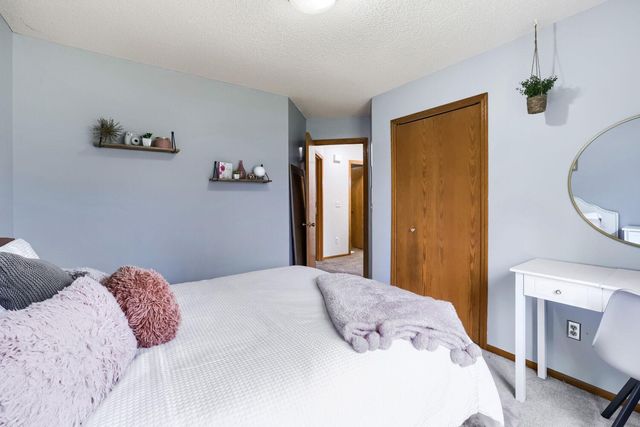 14696 Hummingbird Street NW, Andover, MN 55304