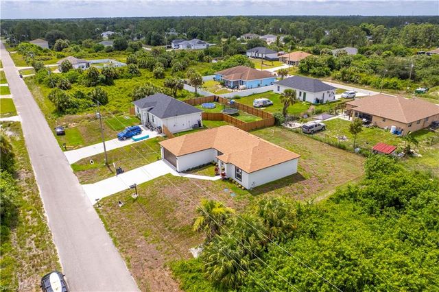 726 Camilla ST E, Lehigh Acres, FL 33974