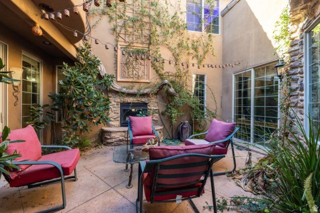 2263 MALAGA AVE, Santa Clara, UT 84765