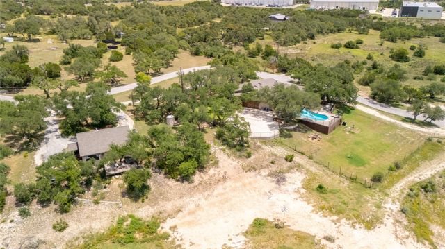 110 Longhorn LN, Dripping Springs, TX 78620
