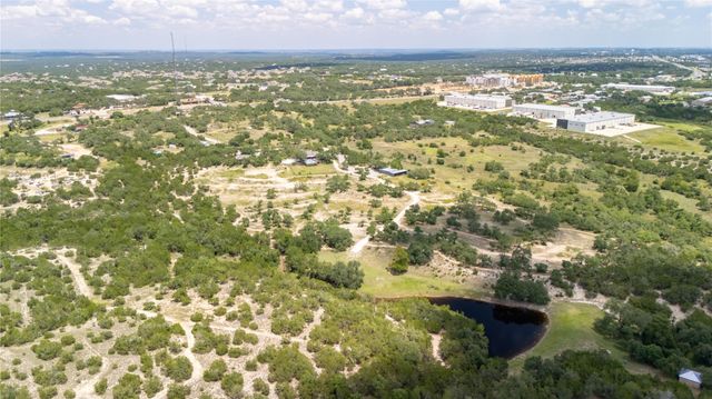 110 Longhorn LN, Dripping Springs, TX 78620