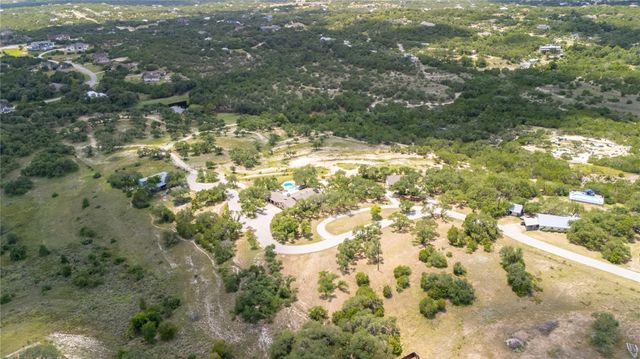 110 Longhorn LN, Dripping Springs, TX 78620