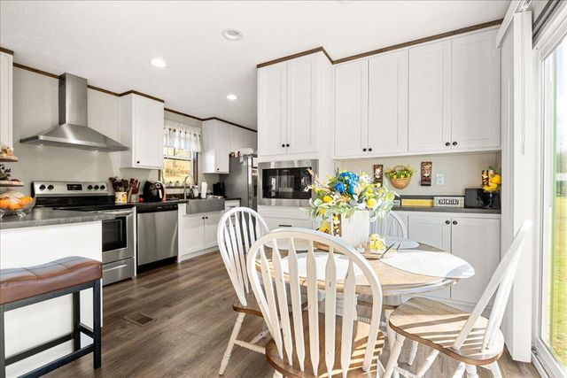 1423 Old Way Road, London, KY 40741