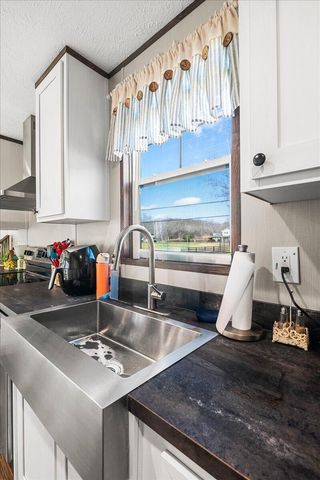 1423 Old Way Road, London, KY 40741