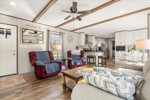 1423 Old Way Road, London, KY 40741