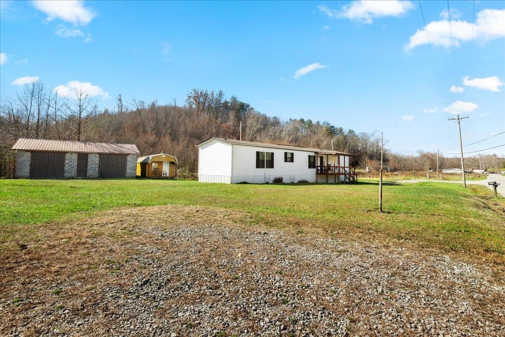 1423 Old Way Road, London, KY 40741