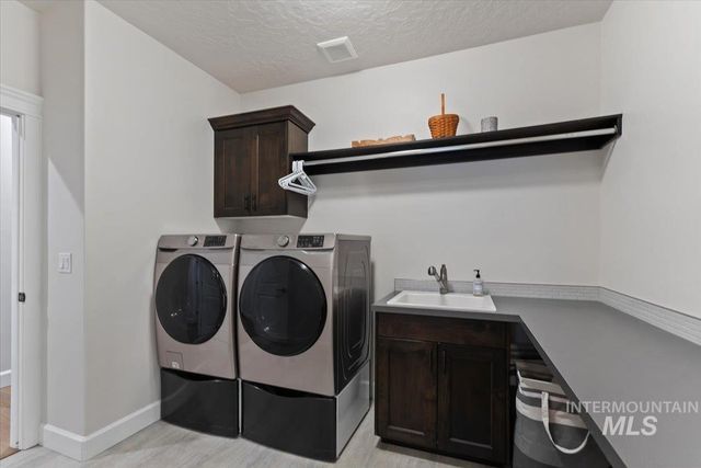 2865 E Murchison St, Meridian, ID 83642