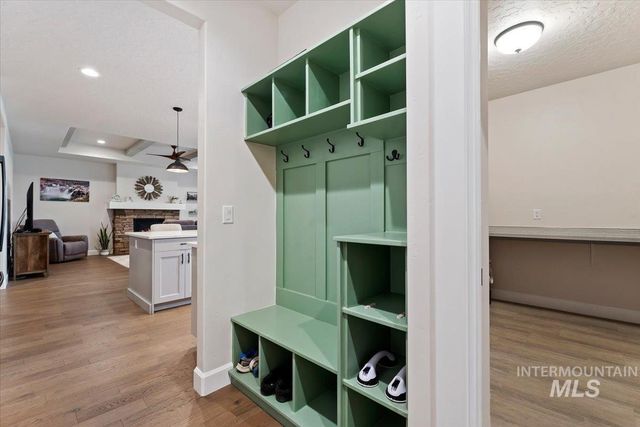 2865 E Murchison St, Meridian, ID 83642