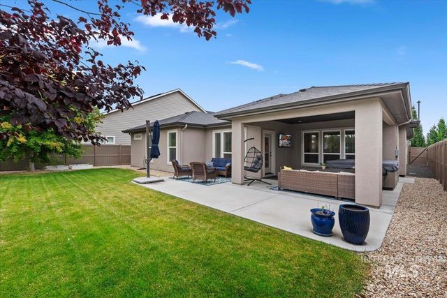 2865 E Murchison St, Meridian, ID 83642