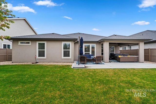 2865 E Murchison St, Meridian, ID 83642