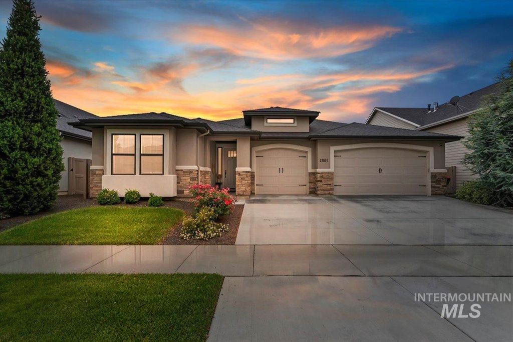 2865 E Murchison St, Meridian, ID 83642