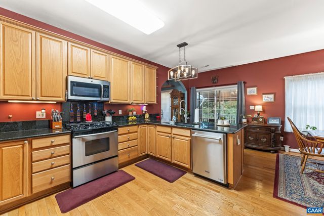 25 ACRE LN, Palmyra, VA 22963