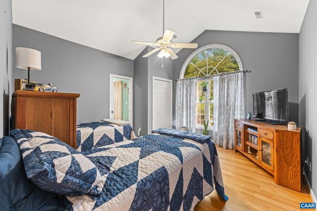 25 ACRE LN, Palmyra, VA 22963