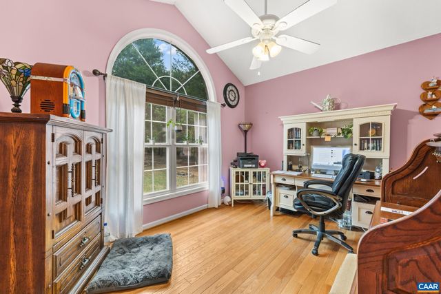 25 ACRE LN, Palmyra, VA 22963