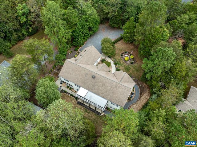 25 ACRE LN, Palmyra, VA 22963