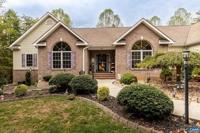 25 ACRE LN, Palmyra, VA 22963