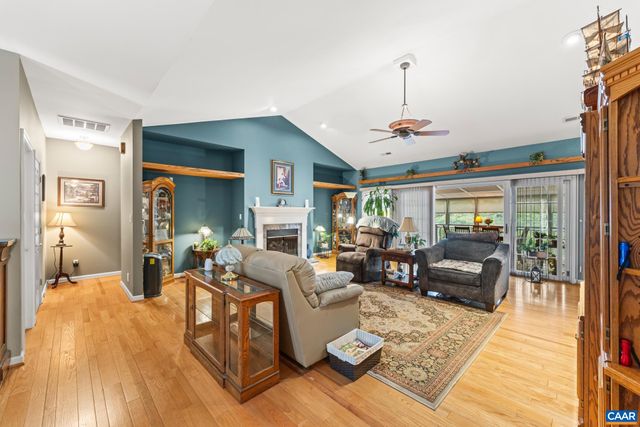 25 ACRE LN, Palmyra, VA 22963