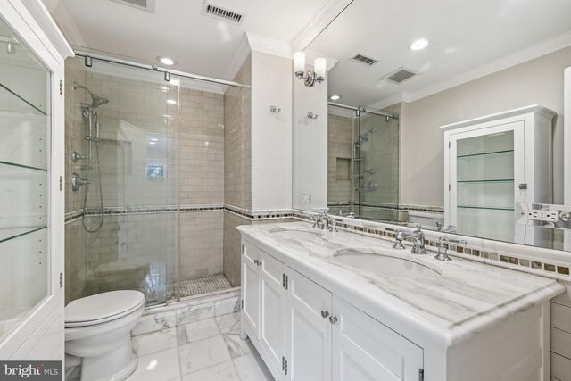 7961 HIDDEN BRIDGE DR, Springfield, VA 22153