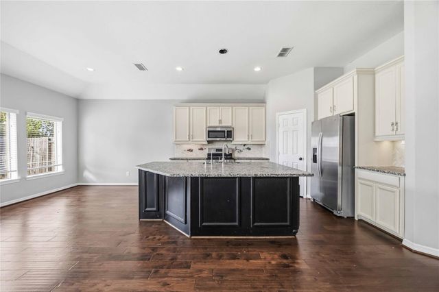 13412 Ravens Park Lane, Pearland, TX 77584