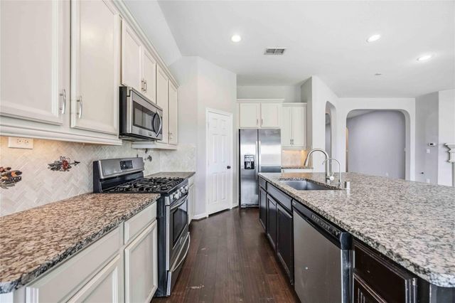 13412 Ravens Park Lane, Pearland, TX 77584