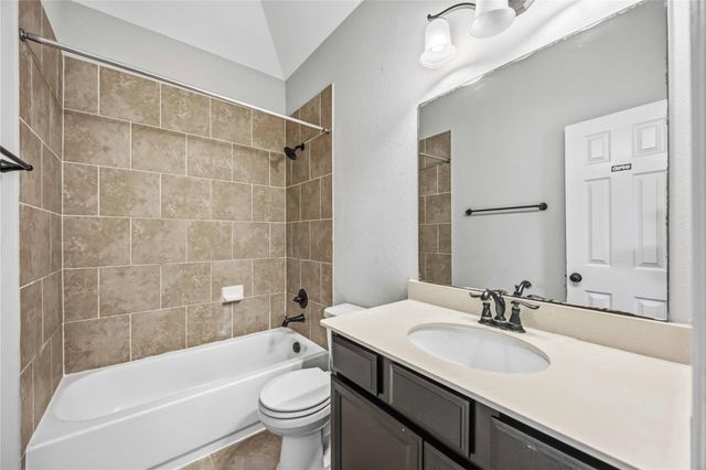 13412 Ravens Park Lane, Pearland, TX 77584