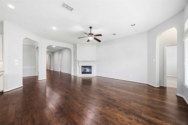 13412 Ravens Park Lane, Pearland, TX 77584